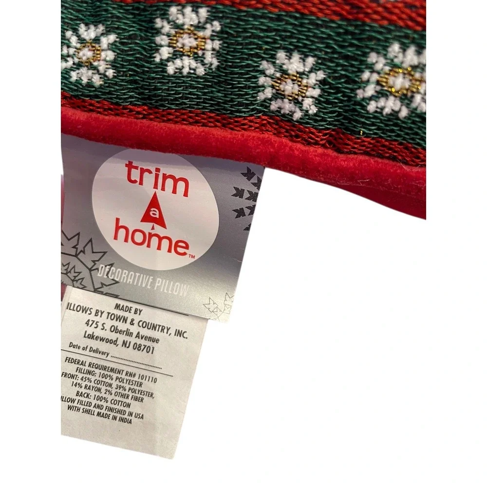 New Vintage Needlepoint Throw Pillow Christmas Holiday Decor Winter Snow Day